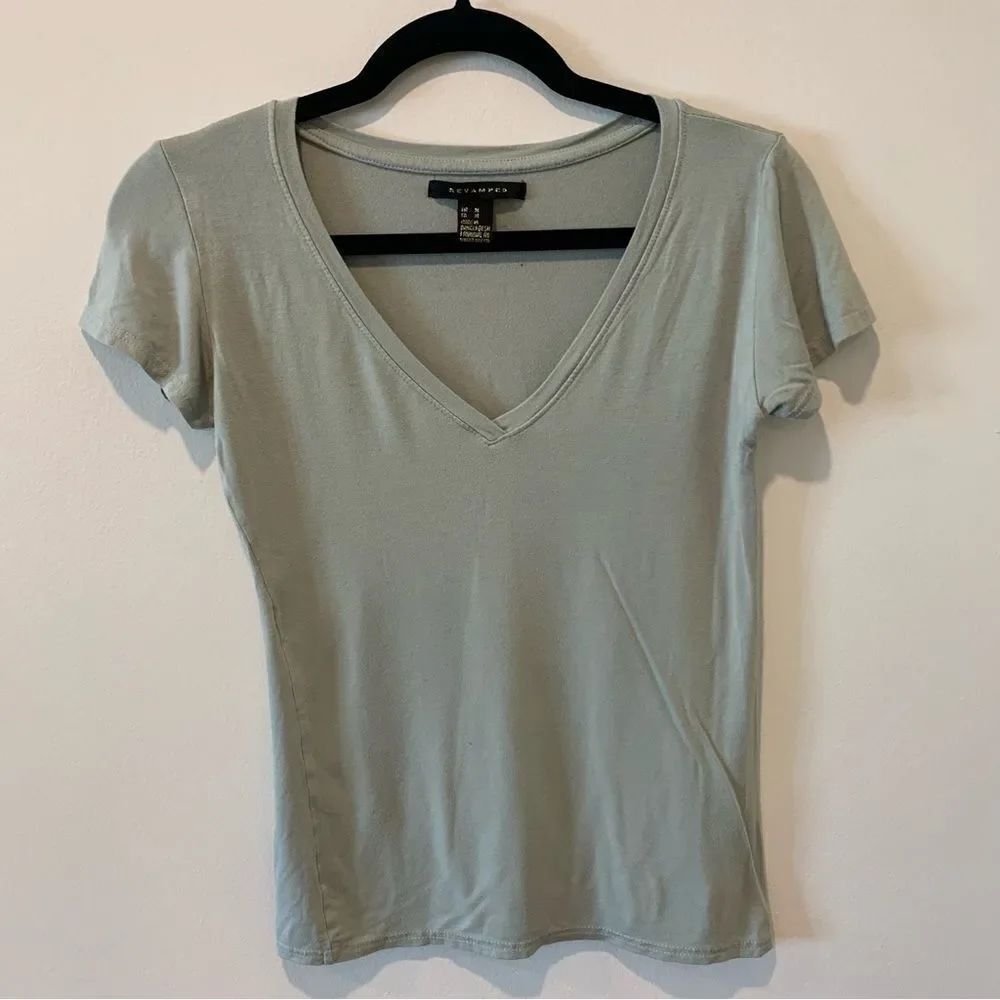 Revamped Sage Green V-Neck T-Shirt Size Medium